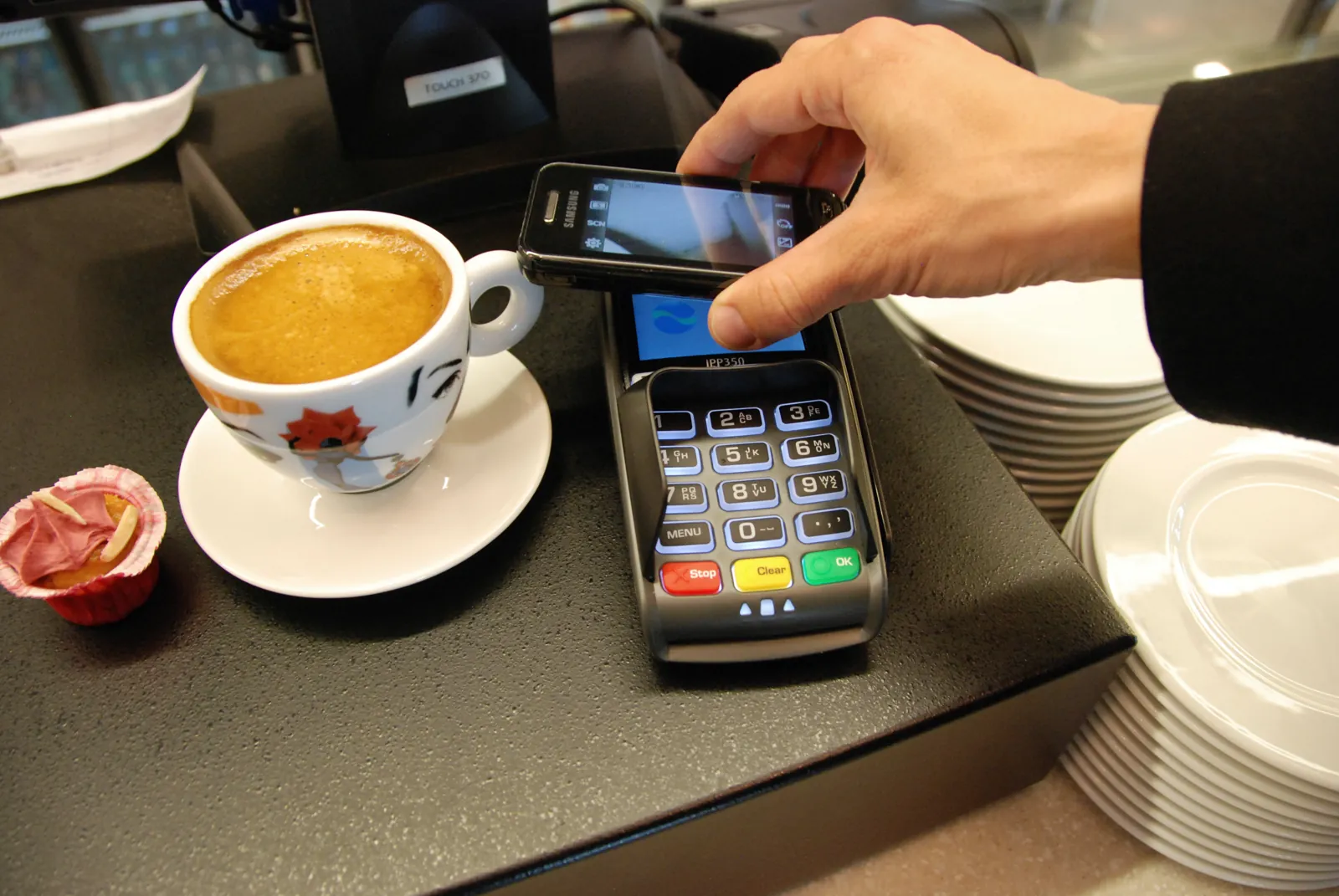 Pago con el móvil en un datáfono